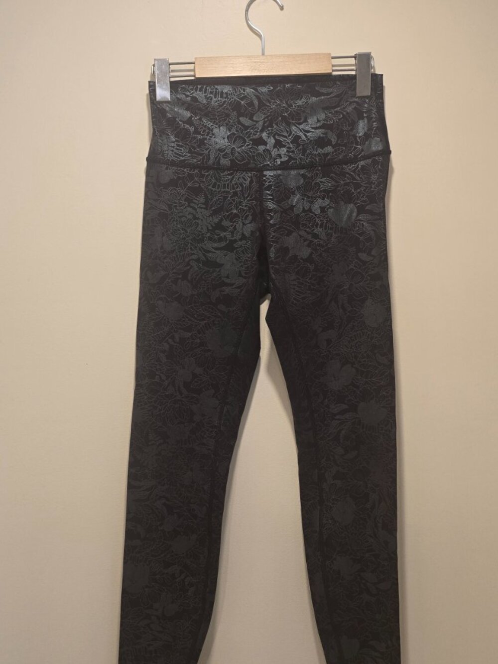 Lululemon Align HR Leggings 25 Folk Floral Emboss Black size 4